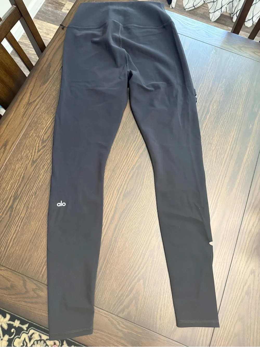 Alo High-Waist Slashed Leggings - Black